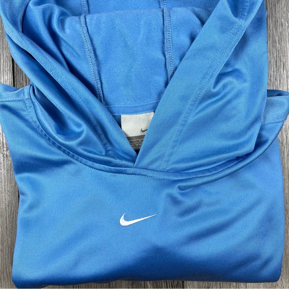 Nike UNC Baby Blue Shiny Silky Hoodie Sweatshirt Center Swoosh Men’s Large VTG